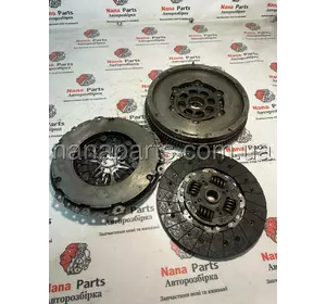 Комплект зчеплення (демпферний) маховик, диск, корзина Ford Transit 2.2 Комплект зчеплення (демпферний) маховик, диск, корзина Ford Transit 2.2