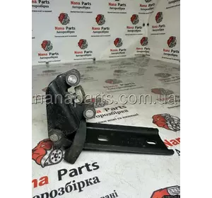 Ролик зсувних дверей середній Renault Trafic / Opel Vivaro / Nissan Primastar (2000 - 2014) 312372e Ролик зсувних дверей середній Renault Trafic / Opel Vivaro / Nissan Primastar (2000 - 2014) 312372e