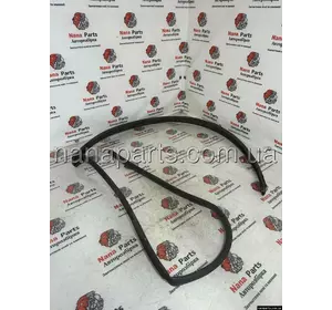 Ущільнювач двері передньої правої зовнішній Renault Trafic / Opel Vivaro / Nissan Primastar, 7700313626, 8200218032, 8200225610 Ущільнювач двері передньої правої зовнішній Renault Trafic / Opel Vivaro / Nissan Primastar, 7700313626, 8200218032, 8200225610