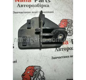 Кронштейн переднього бампера правий Ford Transit Custom, BK21-17K543-AAW, BK21-17K543, BK2117K543AAW Кронштейн переднього бампера правий Ford Transit Custom, BK21-17K543-AAW, BK21-17K543, BK2117K543AAW