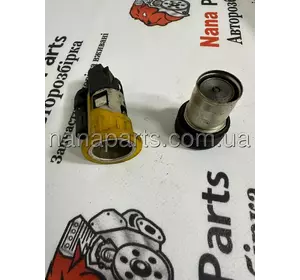 Прикурювач в зборі Renault Master ІІІ, 8200467790 Прикурювач в зборі Renault Master ІІІ, 8200467790
