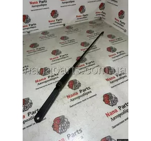 Щіткотримач правий (двірник, повідець, важіль склоочисника) Renault Trafic 2, 7700311584, 91165491 Щіткотримач правий (двірник, повідець, важіль склоочисника) Renault Trafic 2, 7700311584, 91165491