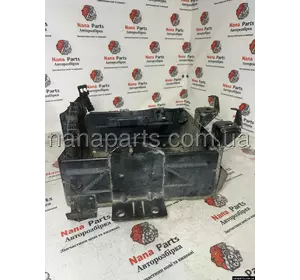 Кріплення АКБ ( Полиця під акумулятор) Renault Trafic / Opel Vivaro / Nissan Primastar (00-14), 8200021438, 8200515267, 8200138875, 8200189635 Кріплення АКБ ( Полиця під акумулятор) Renault Trafic / Opel Vivaro / Nissan Primastar (00-14), 8200021438, 8200515267, 8200138875, 8200189635