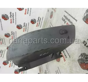 Декоративна накладка верхня заднього ліхтаря права ( молдинг) Renault Trafic, 8200011484 Декоративна накладка верхня заднього ліхтаря права ( молдинг) Renault Trafic, 8200011484