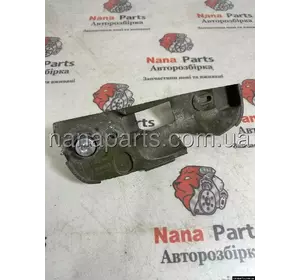 Корпус ручки дверей передньої лівої Renault Trafic / Opel Vivaro / Nissan Primastar (2000 - 2014), 7700311816 Корпус ручки дверей передньої лівої Renault Trafic / Opel Vivaro / Nissan Primastar (2000 - 2014), 7700311816